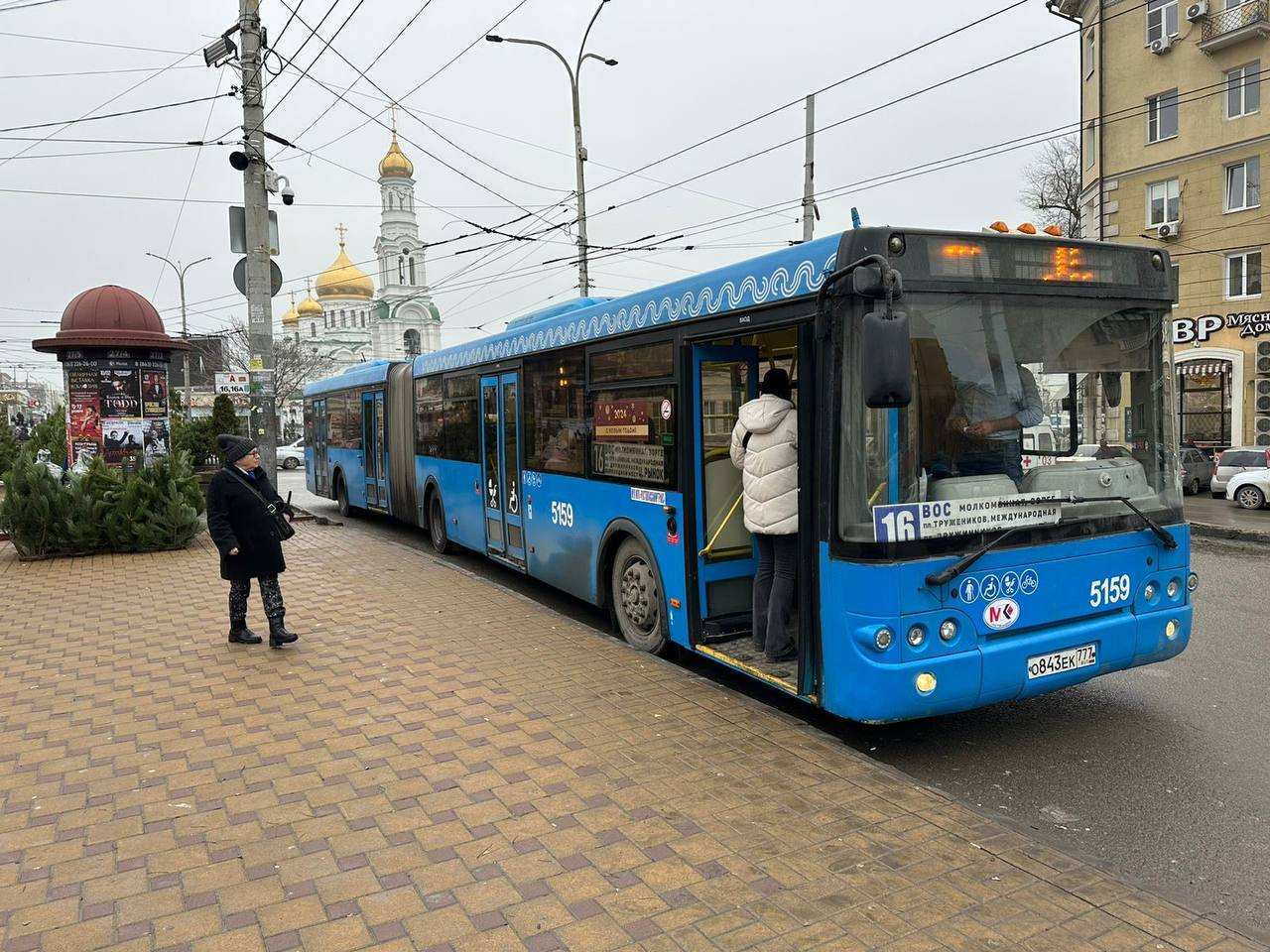 Сочлененные автобусы запустили по двум маршрутам из центра Ростова в ЗЖМ в  декабре 2023