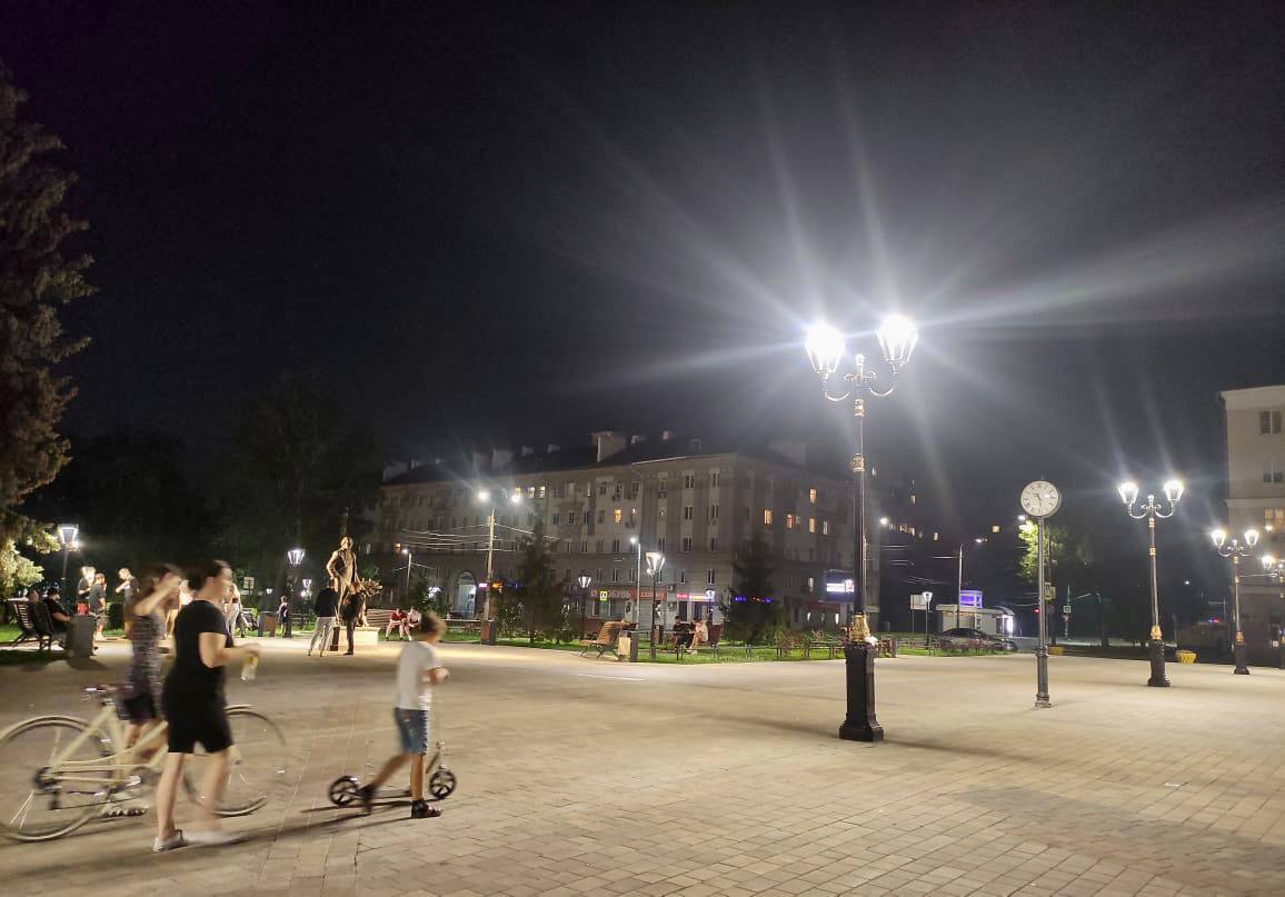 Освещение отремонтировали в центре Сормова - фото 1