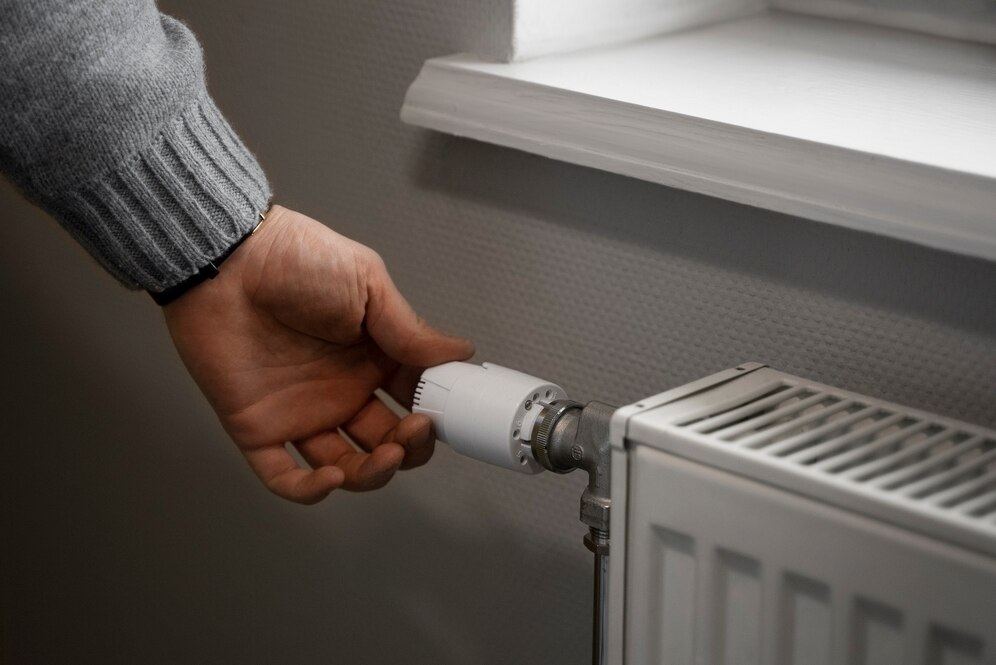 Нижегородцы массово жалуются на духоту в квартирах из-за отопления