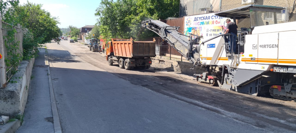 Ростовские власти пообещали восстановить размытые ливнем дороги до 22 июня