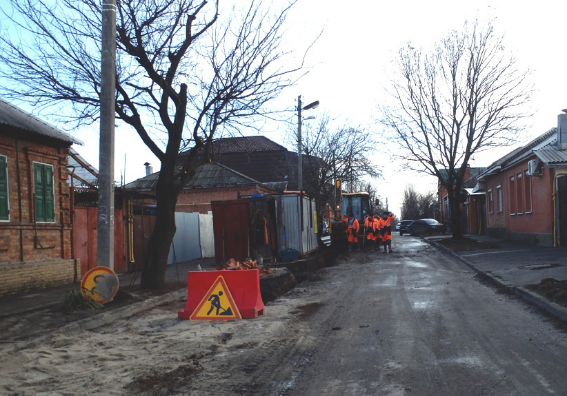 В центре Ростова-на-Дону идет масштабная реконструкция водопроводных сетей