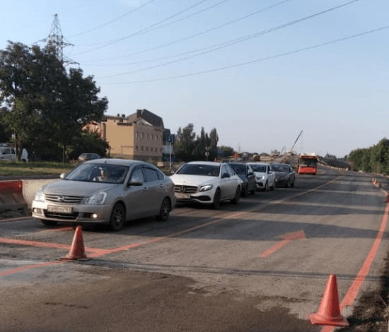 В Ростове-на-Дону 30 июля открыли проезд для автомобилей по путепроводу на Малиновского