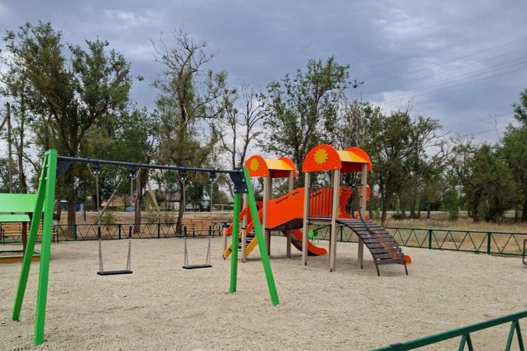 На Дону планируется отремонтировать более 170 детских площадок в 2025 году - фото 1