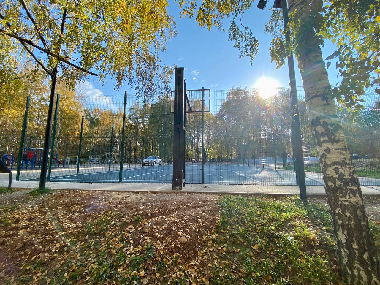 В нижегородском парке им. Пушкина оборудовали баскетбольную площадку - фото 1
