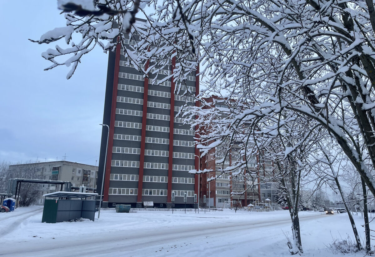 На одну проблему меньше: в Нижнем Новгороде достроили дом спустя 30 лет - фото 1